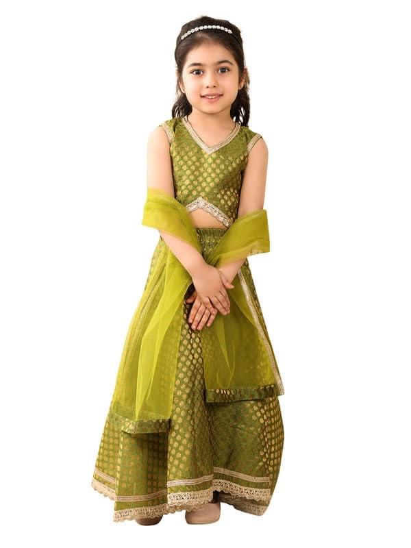 superminis Girls Brocade Readymade Sleeveless Emebelished with Lace Lehenga Choli with Net Dupatta Set